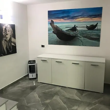 Casa Krizia 1 *